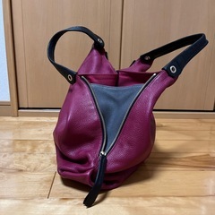 FURLAカバンの画像