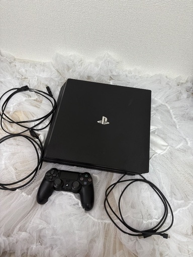 【美品】PS4 pro 1TB 本体　ケーブル一式　コントローラー付き