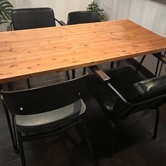 LOWYA ダイニングテーブル　幅140センチの画像