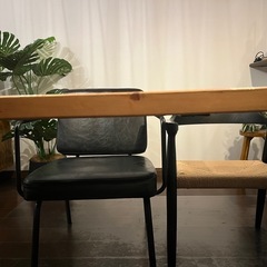 LOWYA ダイニングテーブル　幅140センチの画像