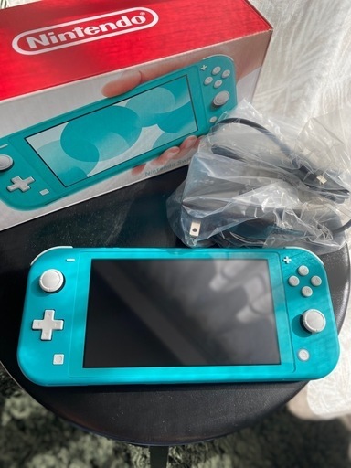 (新品未使用)　Nintendo Switch Lite 本体