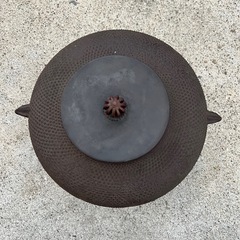茶道に使う茶釜の画像