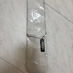 新品　REGAL シルバー ダイヤモンドパターン ネクタイ