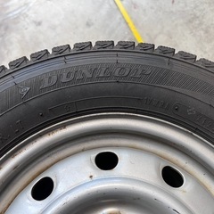ダンロップウインターマックス　スタッドレス　145R12 バン　トラックの画像