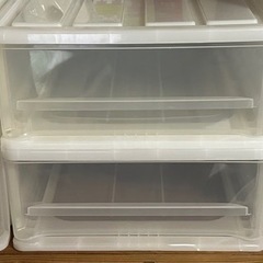 【取引中】ニトリ押入れ収納ケース1段¥300  / 　9段ありますの画像