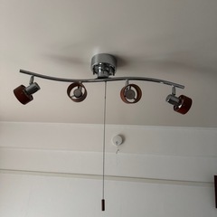 4灯　シーリングライトの画像