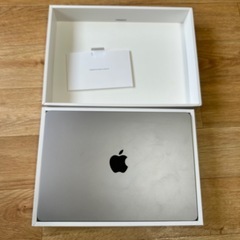 MacBook Air Apple M2チップ搭載13.6インチ