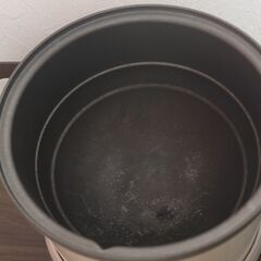 使用感あり、電気鍋の画像