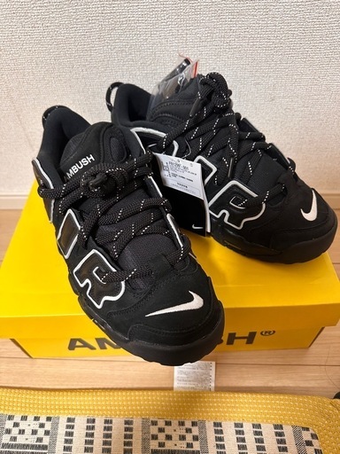 ナイキ× アンブッシュ エアモアアップテンポ ロー ブラック アンド ホワイト\n