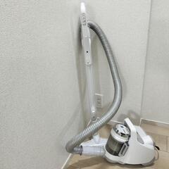 TOSHIBA 強力 ハイパワー サイクロン式掃除機 TORNE...