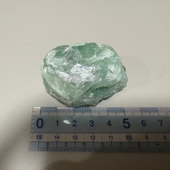 青い石