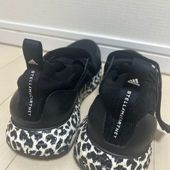 ステラマッカートニー スニーカーの画像