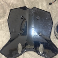 バイク🏍️のウィンドウシールドの画像