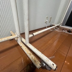 【0円】ハンガーラックの画像