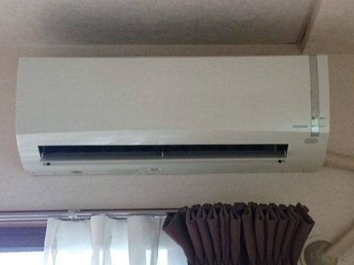 「お急ぎ」エアコン二機　CORONA  6〜8畳用。