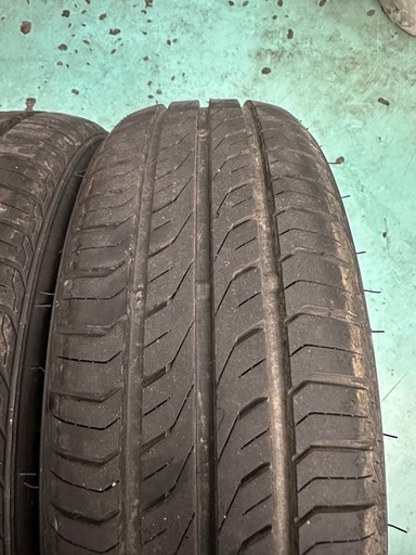 24年31周約200キロのみ使用のバリ山165/55r15 アジアンタイヤ