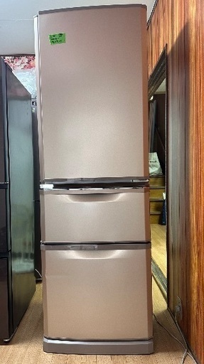 中型〜大型冷蔵庫番号105   MITSUBISHI 2016年製【370ℓ 自動製氷器付き】大阪府内全域配達無料 保管場所での引取は値引きします
