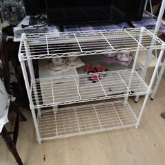 展示引き上げ品　お洒落な　メタルラック　スチールラック　棚　家電...