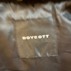 BOYCOTTダウンベストフード付きの画像