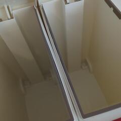 【2点セット☆洗浄済み！】スリム　蓋付き　ペダル　ゴミ箱　の画像