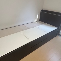 ベッド