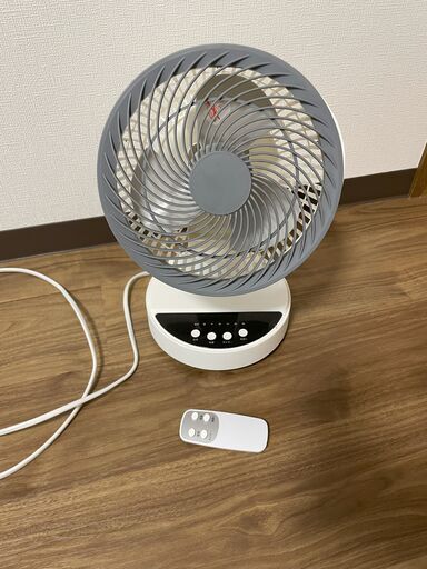 【最終値下げ3/28まで】小型扇風機