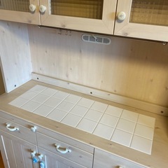【決まりました】オシャレ食器棚