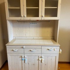 【決まりました】オシャレ食器棚