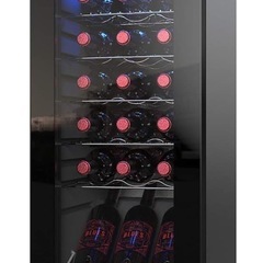ワインセラー 黒 18本収納 4月末までの画像
