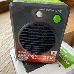 小型セラミックファンヒーターの画像