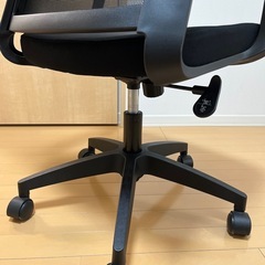 3/23(日)受け取り優先：オフィスチェア 黒の画像