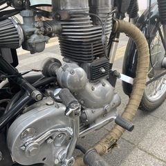 バイク ロイヤルエンフィールド bullet350 の画像