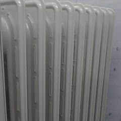 値下げ　58842　デロンギ オイルヒーター RHJ10F1015-DG　A10452の画像