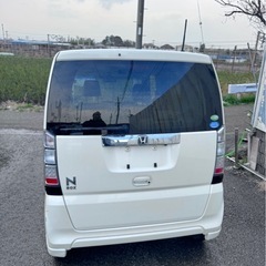 美品ホンダ N-BOX ホワイト　GLパッケージ　車検2年付き　ETC TVの画像