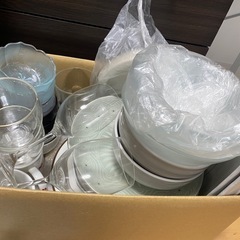 お皿の画像