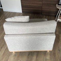 ソファの画像
