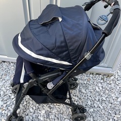 ベビーカー(combi -コンビ-)の画像
