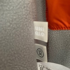 UNIQLO ジャンパーの画像