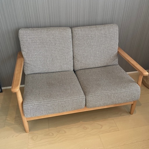 ニトリ　布張りソファ