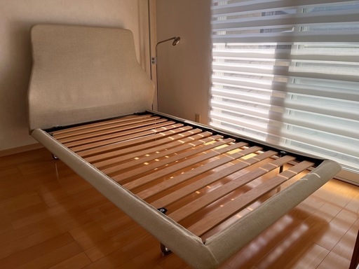 ベッドフレーム