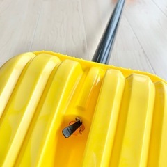 雪かき スコップ シャベル アイリスオーヤマ コンパクト 収納 着脱式 除雪 砂遊び ガーデニング 落ち葉 掃除の画像