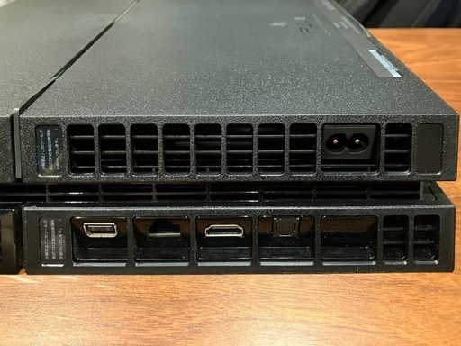 美品　PS4 コントローラー付き