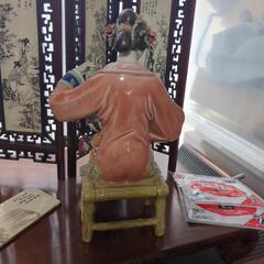 中国の人形焼物値段交渉ありの画像