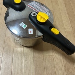 圧力鍋　3.2Lの画像
