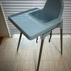 美品　子供　IKEA　テーブル付き椅子　　