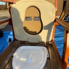 木製ポータブルポータブル🚽の画像