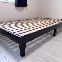 セミダブルベッドの画像