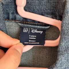 ディズニー × baby GAP ミッキー刺繍 デニムジャケット（3歳用）の画像