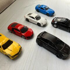 【中古玩具】トミカ　色々車セット１の画像