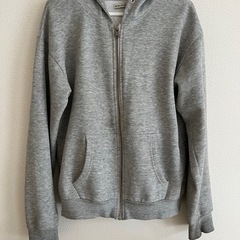 Bershka レディース　グレーパーカー　Mサイズ